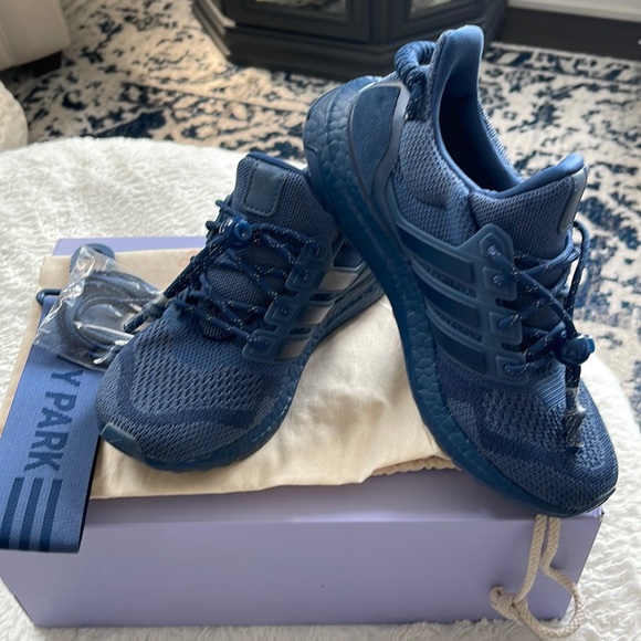 Adidas IVY PARK OG Ultraboost Navy